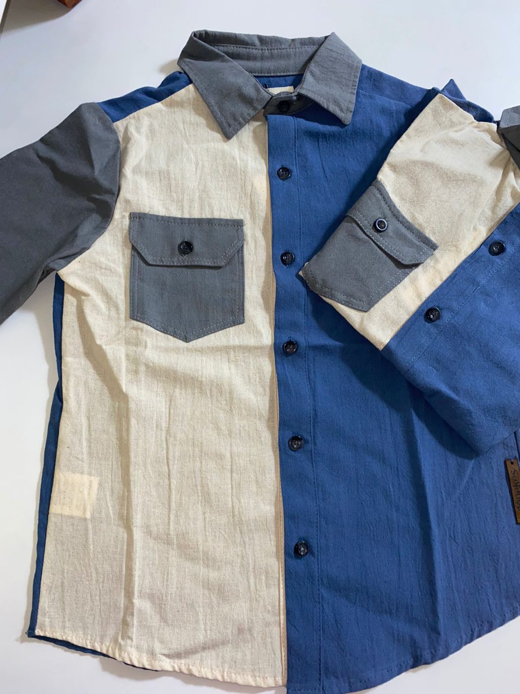 Camisa de tusor combinada